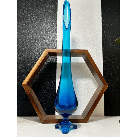 Vintage Mid-Century Viking Glass Swung Vase – 24" Blue Arching Thumbprint - Picture 3 of 3